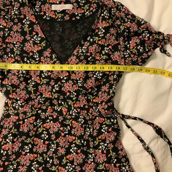 Ann Taylor Loft 0 Black Floral Wrap Romper Dress - Picture 12 of 14